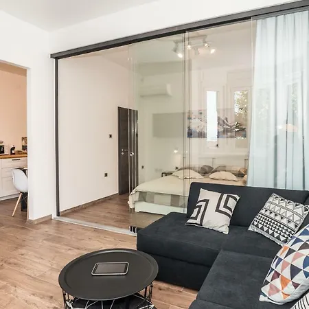 Apartment Mille *